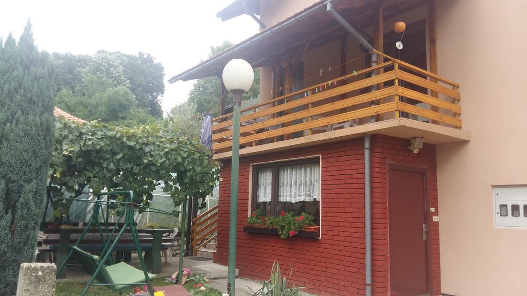 Guesthouse Irac Tuzla Eksteriør billede